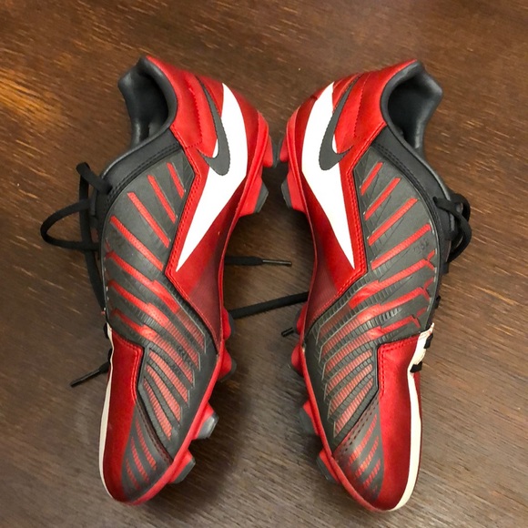 Nike Other - NIKE T90 FOOTBALL CLEETS SIZE 8